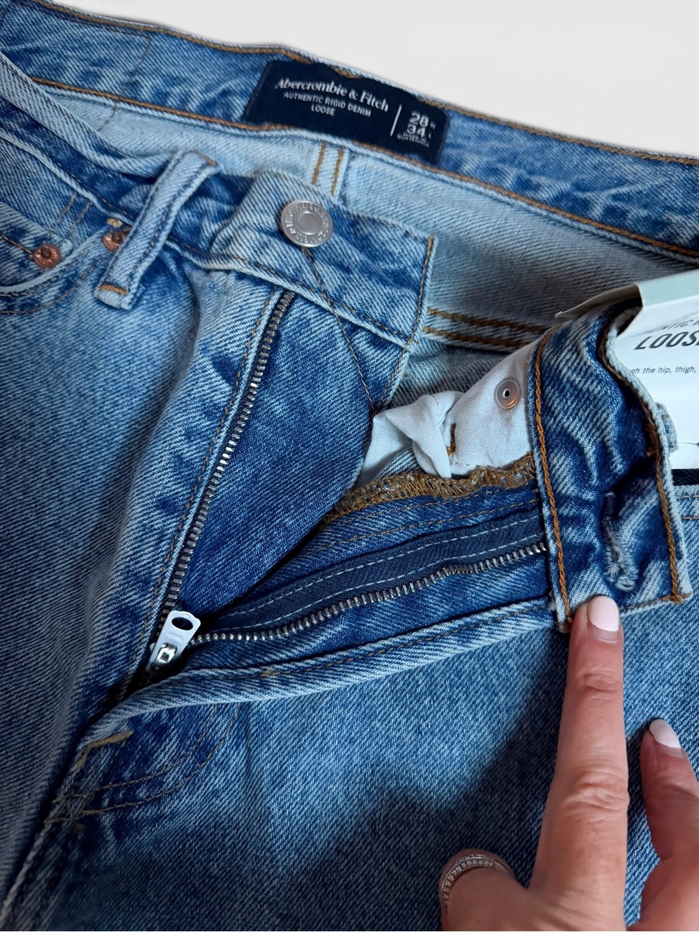 Abercrombie & Fitch Light Blue Straight Jeans - Picture 4 of 8
